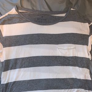 Soft and sexy American Eagle tee shirt